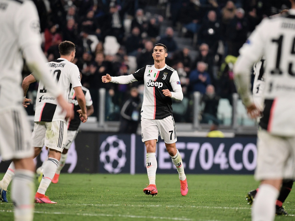 包括信用卡 包括信用卡