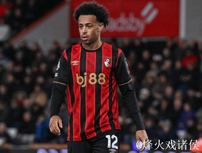 曼联或锁定泰勒-亚当斯作为六号位理想人选 曼联或锁定泰勒-亚当斯作为六号位理想人选